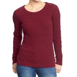 Old navy knit sweater
